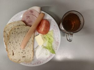 28.10.25 sniadanie 6