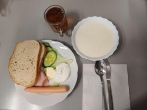 04.11.25 sniadanie 2