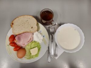 06.11.25 sniadanie 1 06.11.25 sniadanie 1