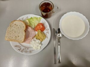 10.11 sniadanie 1, 6 10.11 sniadanie 1, 6