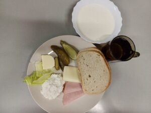 31.10.25 sniadanie 1